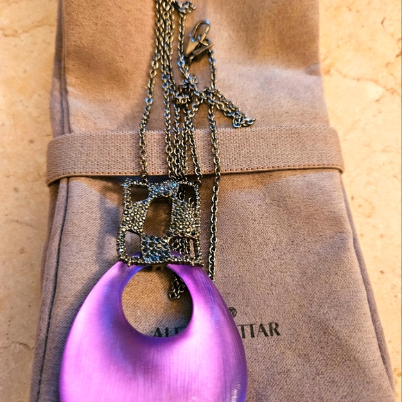 Alexis Bittar Purple Lucite necklace with gunmetal chain - Picture 3 of 5